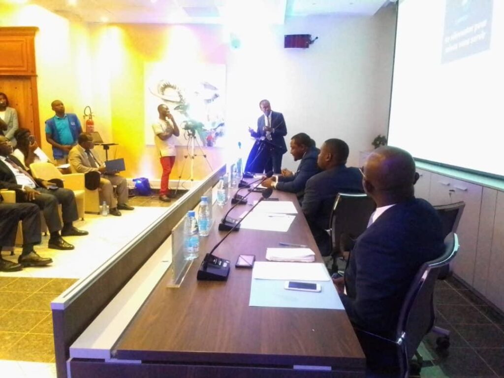 Article : Nouveau départ : la micro finance Express Union se réinvente…